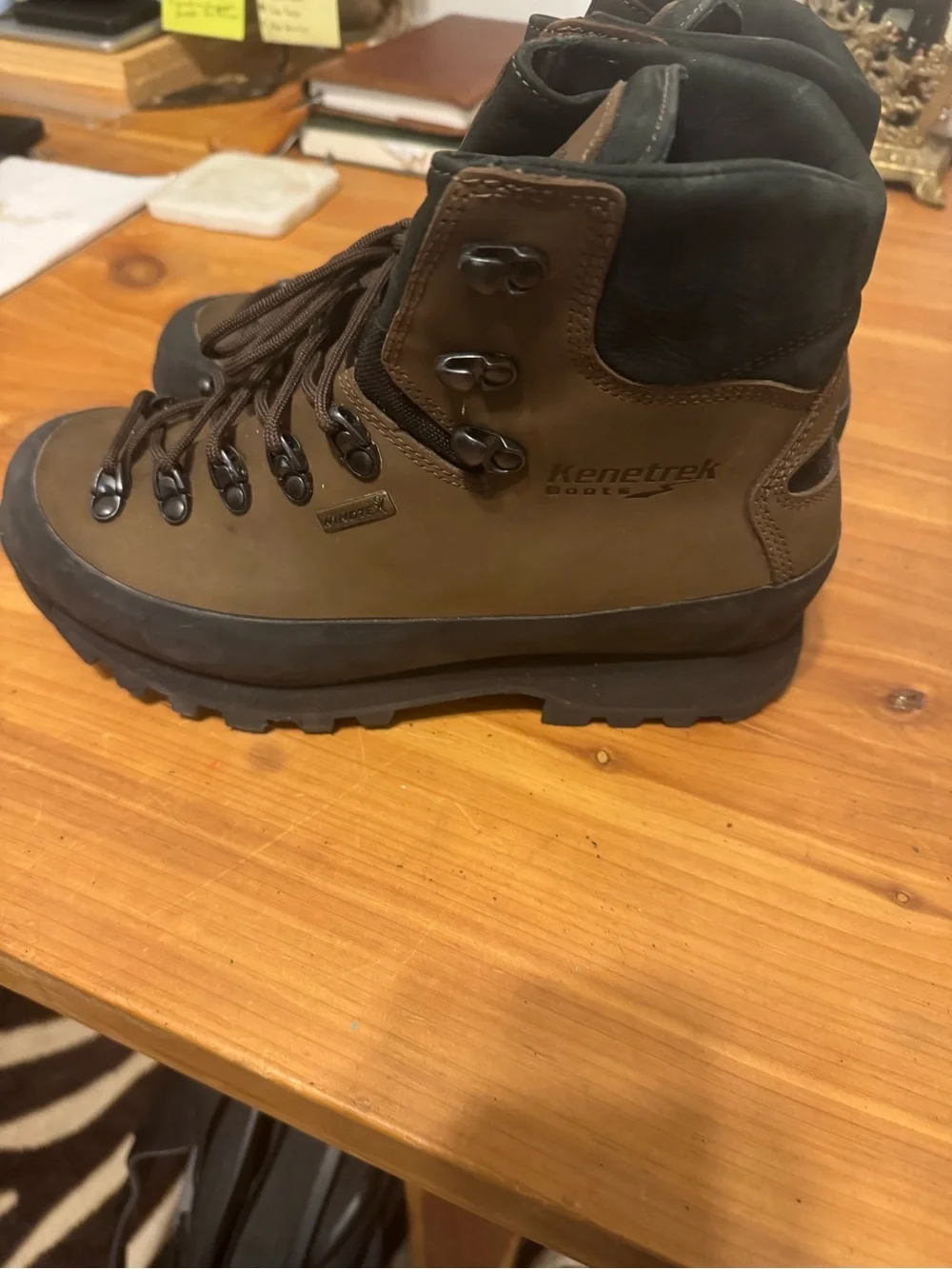 Brown Leather Waterproof Men's Hiking Boots